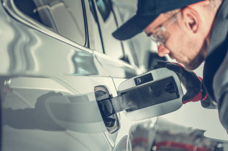 4 Common Toyota RAV4 Gas Cap Problems (incl. Solution)