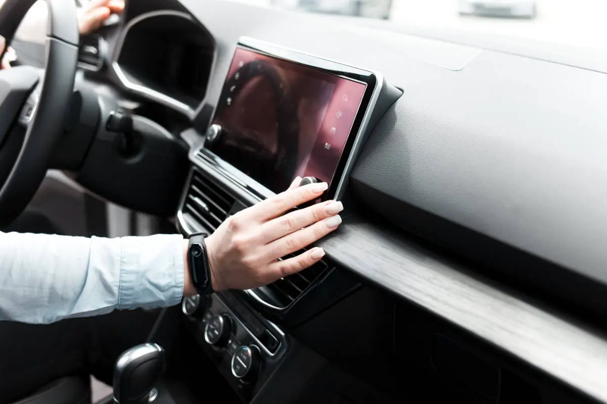 Top 3: Tesla Style Radios For Ford F-150